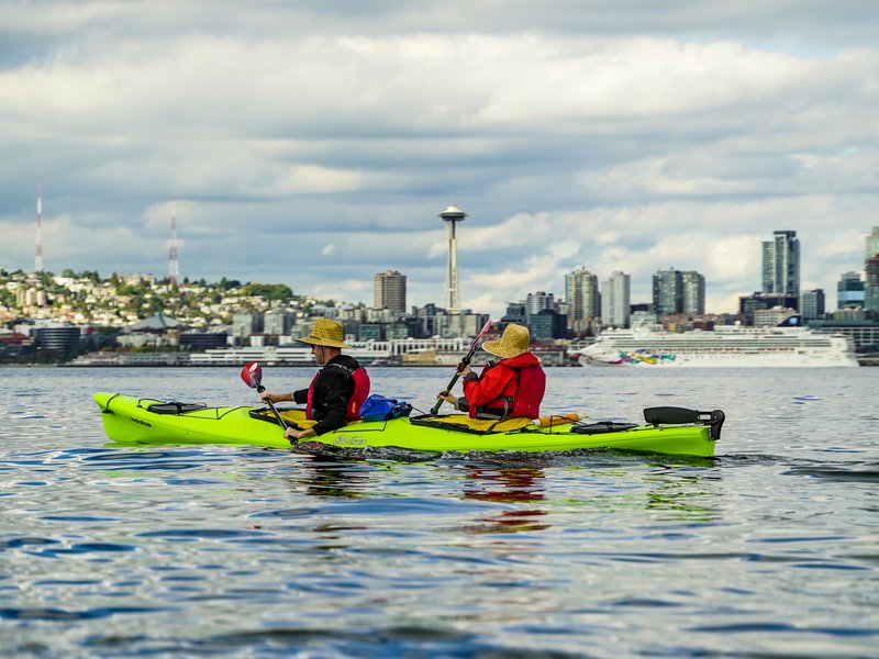 Kayakfahrt vor der Küste von Seattle